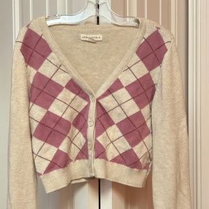 Aeropostale - Knit Argyle Pink/Purple and Cream Plaid Pattern V-Neck Sweater